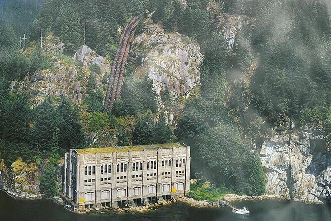 2 Hour Chartered Boat Tour from Deep Cove North Vancouver - Waterfalls, a cave, and places beyond the road