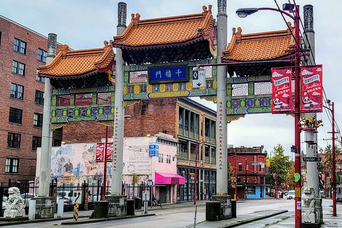 4 Unforgettable Hours in Vancouver - English Bay, public art, and the Burrard Bridge