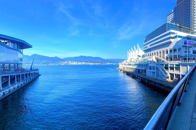 4 Unforgettable Hours in Vancouver - Canada Place and the downtown waterfront