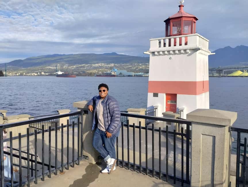 Aquarium & StanleyPark+20 Gem Spots+City/Vip Car+Small Group - What the car and group size add
