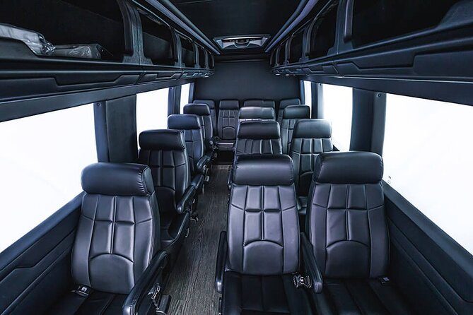 Arrival Private Transfer Vancouver YVR or Cruise Port to Vancouver by Minibus - Key points to know before booking