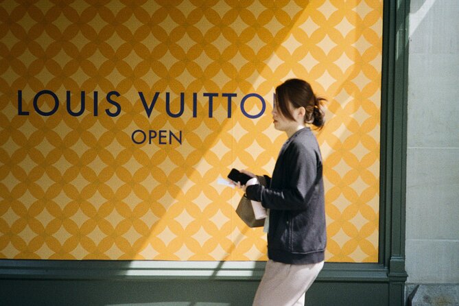 Art of Street Photography Guided Walk - Equipment, coffee, and what to bring