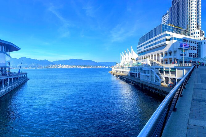 Best Vancouver Family Tour with Kids - Stanley Park, totem poles, and the seawall
