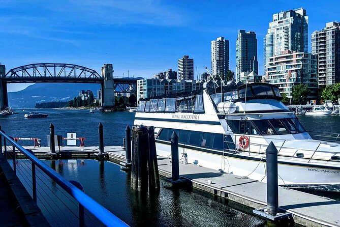 Best Vancouver Family Tour with Kids - Gastown, Robson Street, and Vancouver’s city center