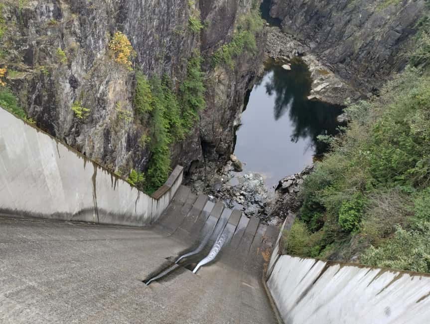 Capilano Suspension Br+Lake+Dam+Hachery/4in1/CAR/Small GROUP - Key points at a glance