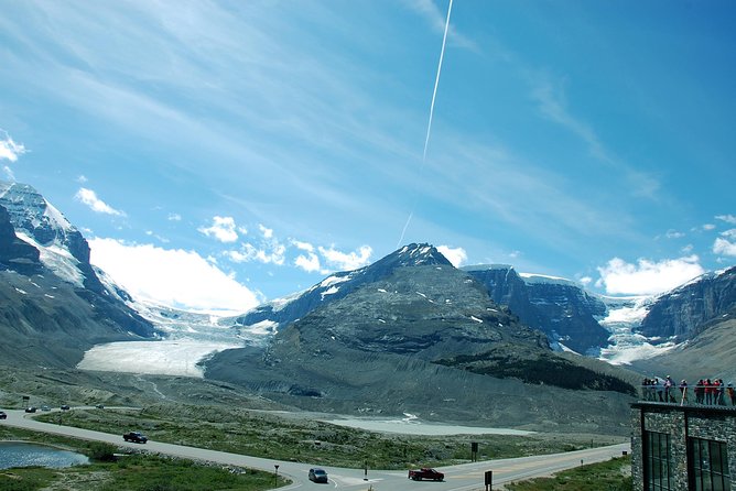 Circle West - Canadian Rockies Round Trip Bus Tour From Vancouver - Day 1: Hope carvings to Mount Robson