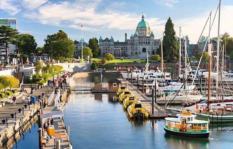 Day Trip from Vancouver to Victoria and Butchart Gardens - The Inner Harbour, Chinatown, and the Royal BC Museum