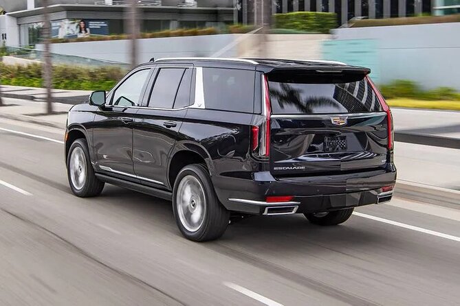 Departure Private Transfer from Vancouver to Vancouver YVR or Cruise Port by SUV - Airport and cruise transfers are not identical