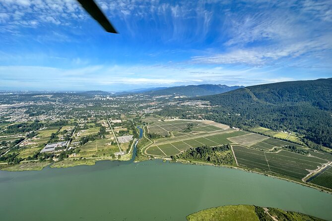Discovery Flight Experience (Depart SKY Hangar) - The 20-minute flight and your choice of direction