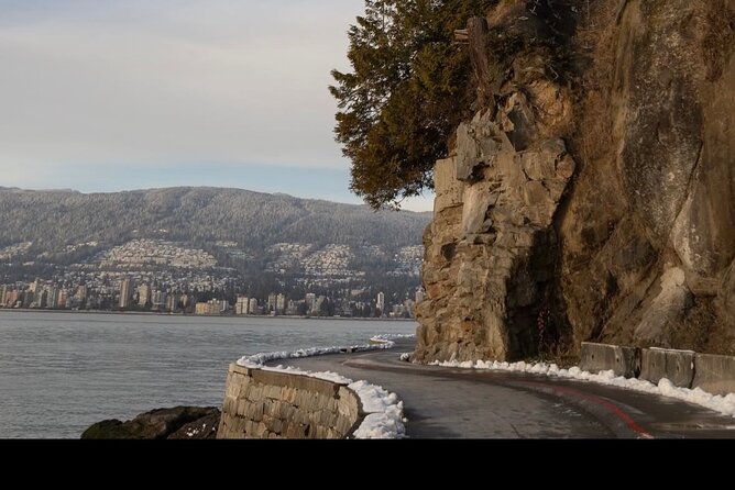 Explore Stanley Park on Electric Scooters - A small group with room for real questions