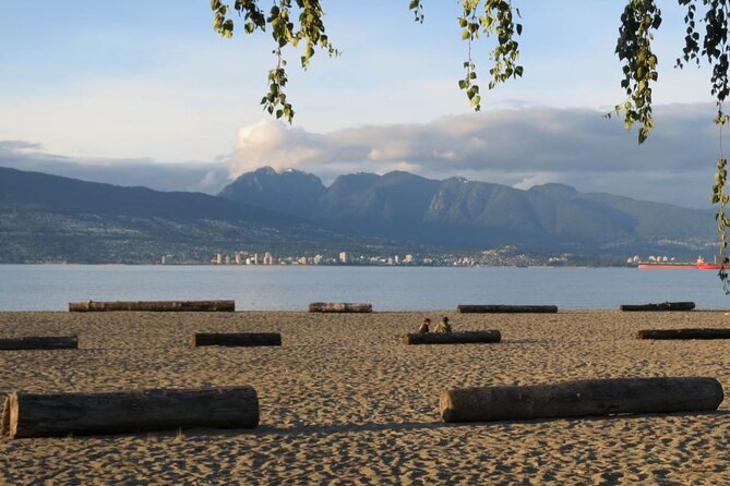Explore Vancouver: Beaches & Downtown Audio Tour Bundle - How the Vancouver audio bundle works