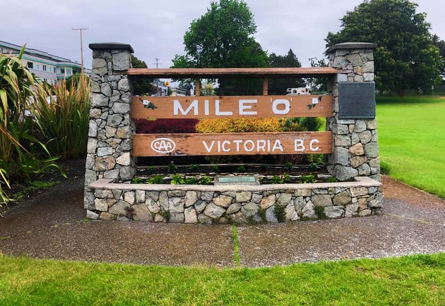 From Vancouver: Full-Day Victoria Tour with Ferry Ticket - The 90-minute BC Ferry crossing