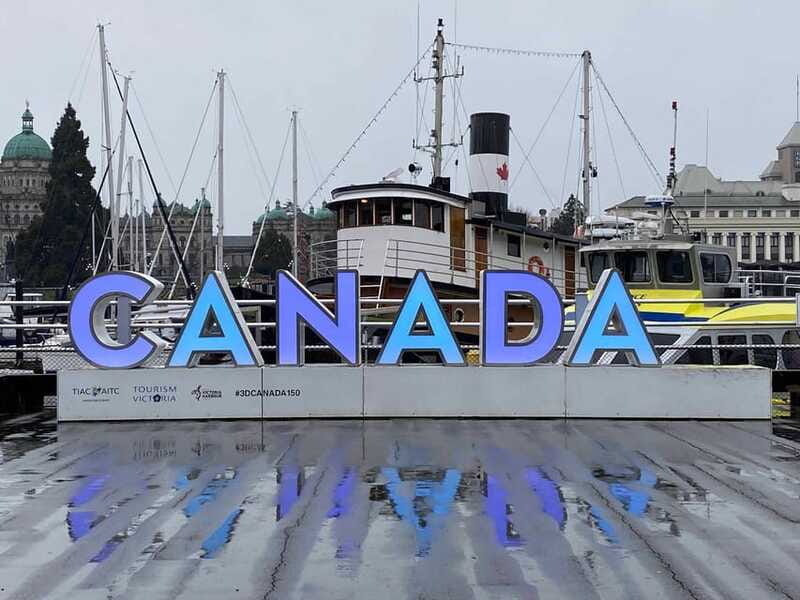 From Vancouver: Full-Day Victoria Tour with Ferry Ticket - The guide can shape the whole day