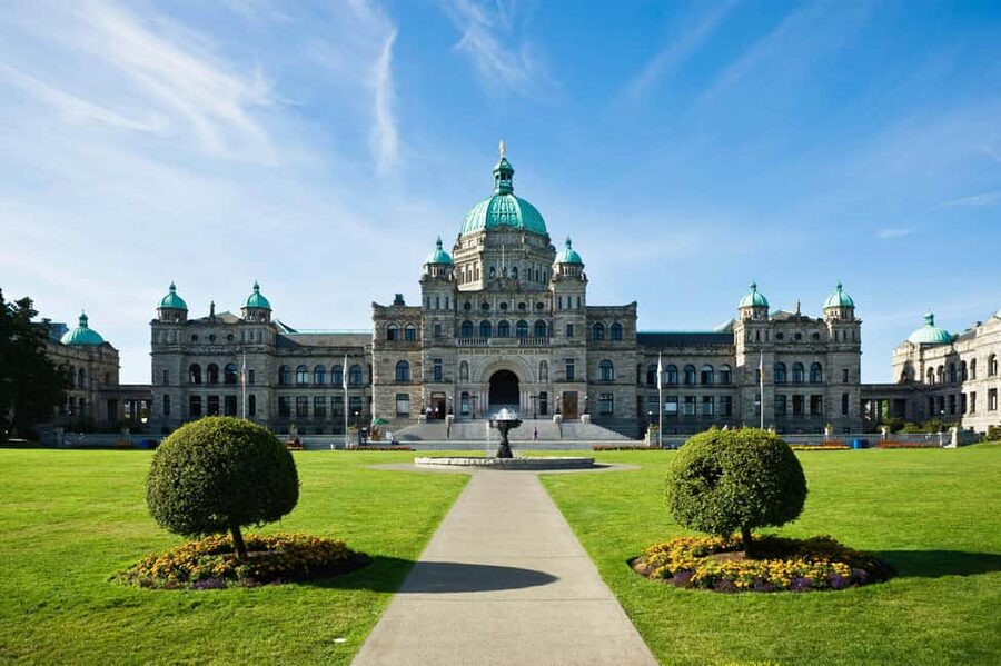 From Vancouver: Full-Day Victoria Tour with Ferry Ticket - Morning pickup from three Vancouver locations