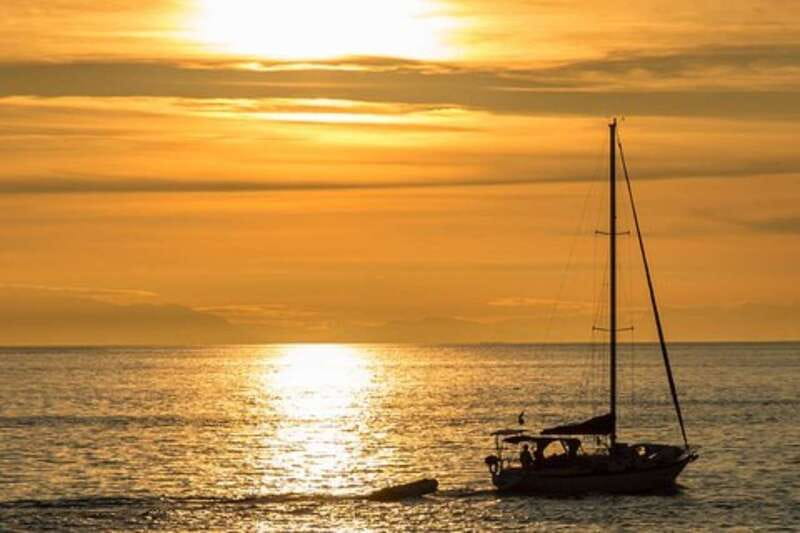 From Vancouver: Lighthouse Park & Horseshoe Bay Hiking Tour - Key points at a glance