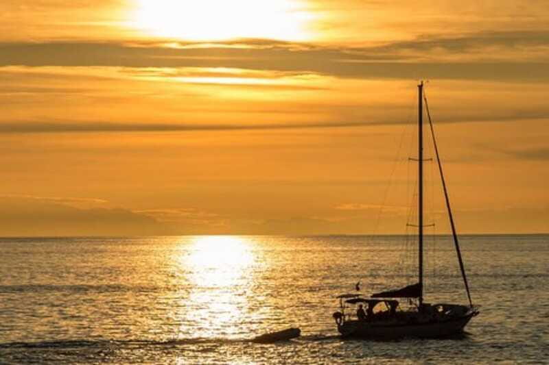 From Vancouver: Lighthouse Park & Horseshoe Bay Hiking Tour - Final call: book it for an easy coastal escape