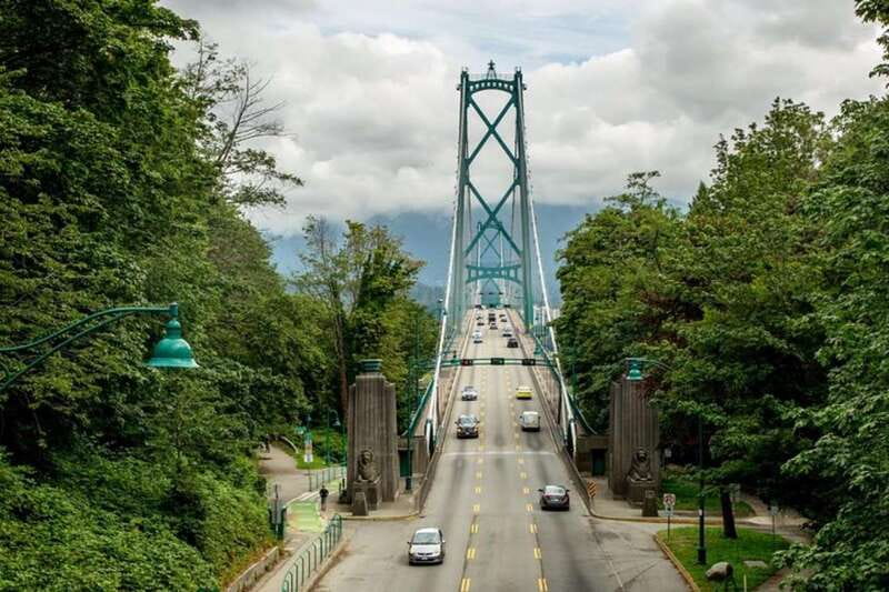 From Vancouver: Lighthouse Park & Horseshoe Bay Hiking Tour - A calm start at Horseshoe Bay