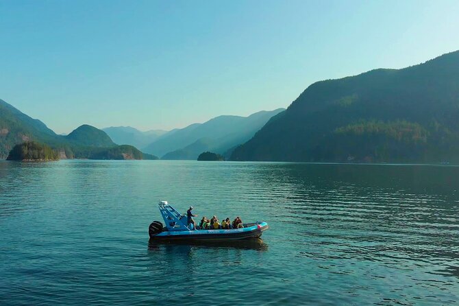 Granite Falls Zodiac Tour by Vancouver Water Adventures - Siwash Rock and Lion’s Gate Bridge