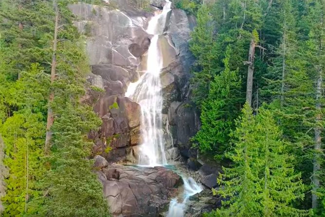 Guided Sightseeing Tour in Vancouver, Shannon Falls and Whistler - Horseshoe Bay and the road beside Howe Sound