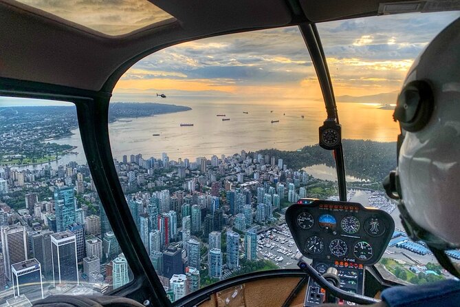 Helicopter Tour of Vancouver City (Depart SKY Hangar) - Seeing Vancouver from the air