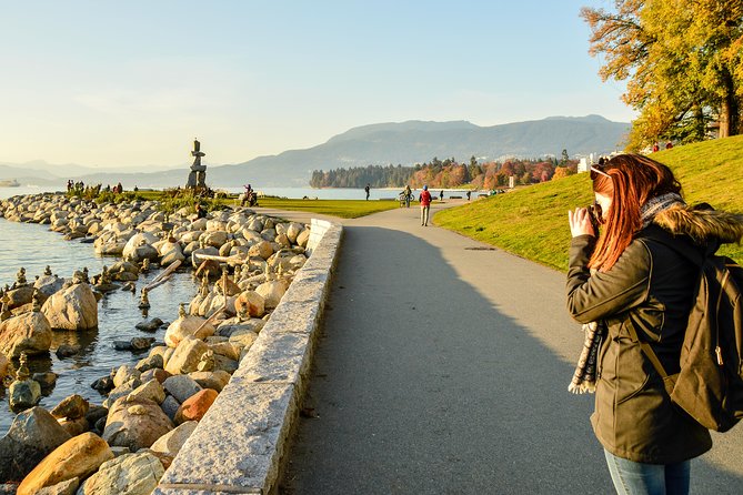 Photography & Hiking in Nature - Granville Island lunch with a camera in hand