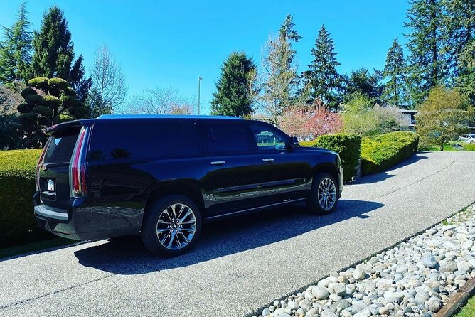 Private Airport Transfer from Vancouver Airport to Downtown Hotel - Vehicle comfort, luggage, and group size