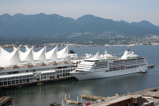 Private Airport Transfer to Vancouver Downtown and Canada Harbour - The 30 to 40 minute ride into downtown