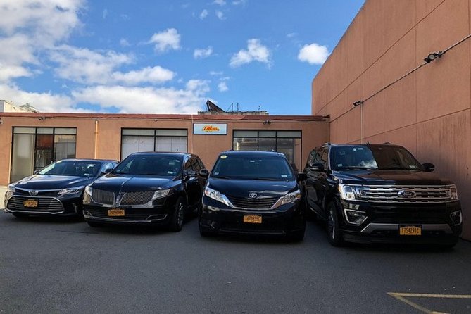 Private Arrival Transfer from Vancouver Airport (YVR) - Price and value for different group sizes