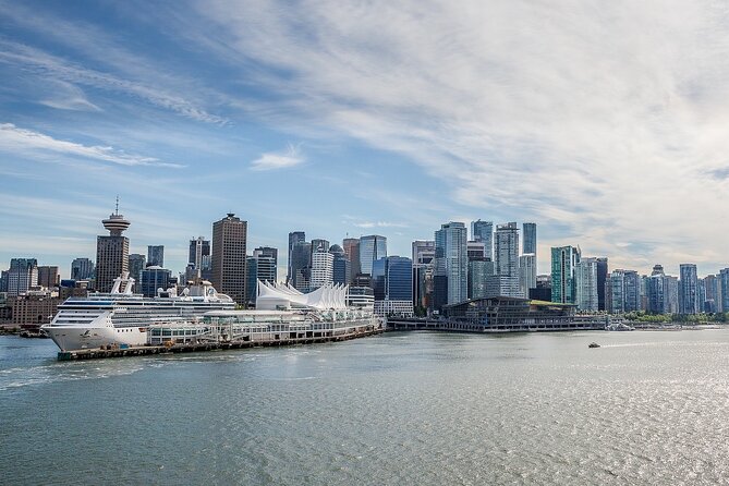 Private Port Transfer Canada Place Cruise Ship Terminal to Vancouver Airport YVR - Why the private vehicle helps with cruise luggage