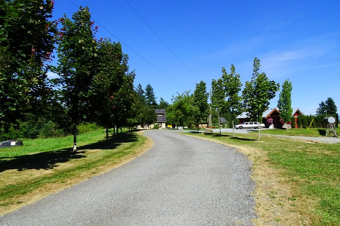 Private Tour: Vancouver Half Day Wine Tasting Tour - The cost: convenience over bargain pricing