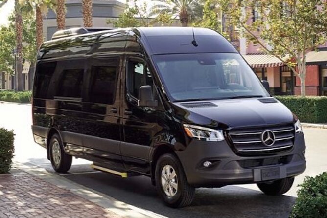 Private Transfer from Vancouver Airport to Cruise Terminal (Port) - Timing, operating dates, and a small booking caution
