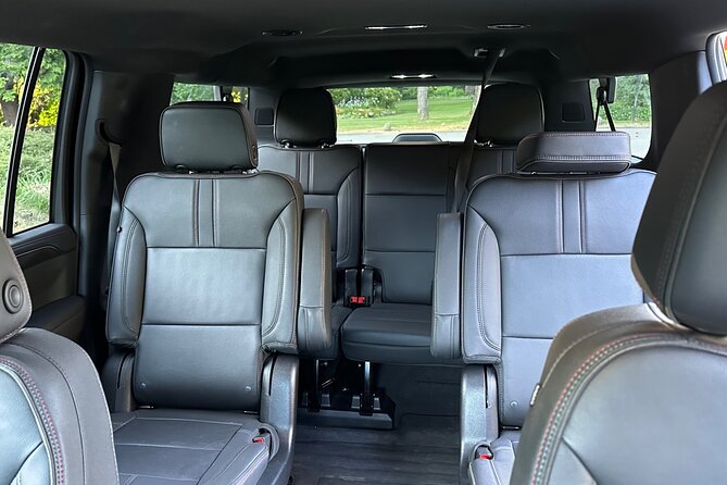 Private Transfer Vancouver Airport to Cruise Ship or Hotel - What the chauffeur service feels like