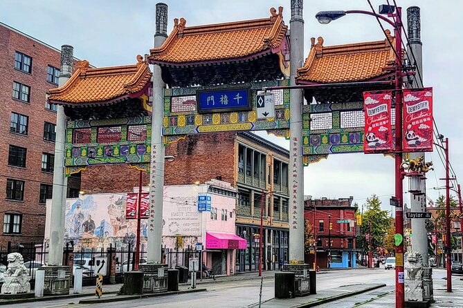 Private Vancouver ALL IN ONE Full Day City Tour with 20 Attractions - Granville Island and the False Creek ferry