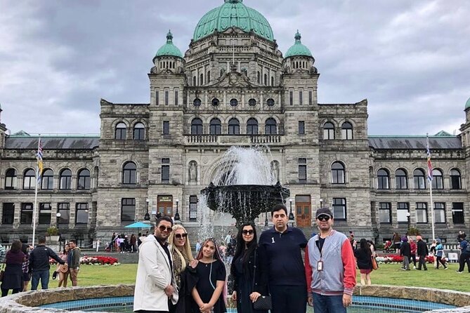 Private Vancouver to Victoria and Butchart Gardens with luggage - How the private format changes the day