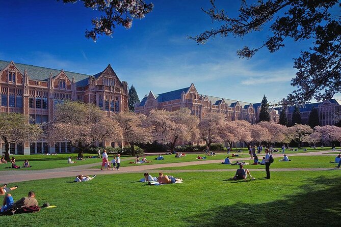 Seattle Sightseeing 2 day Tour from Vancouver (Chn&Eng) - The University of Washington for a slower hour