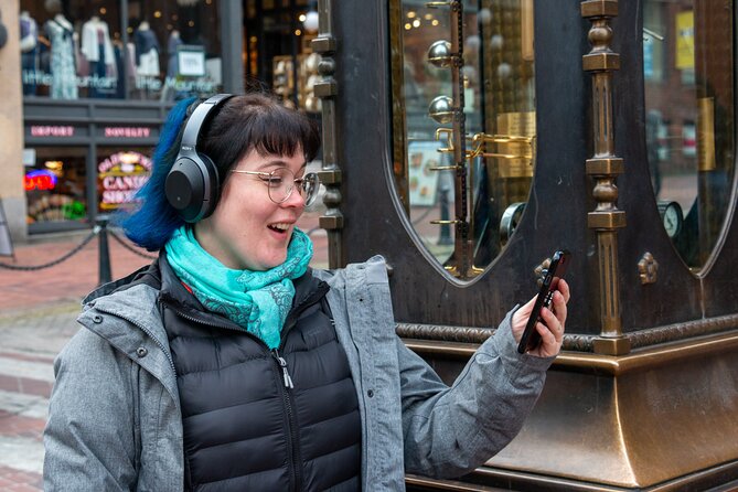 Self-Guided Smartphone Walking Tour of Gastown - Maple Tree Square and the complicated story of Gassy Jack