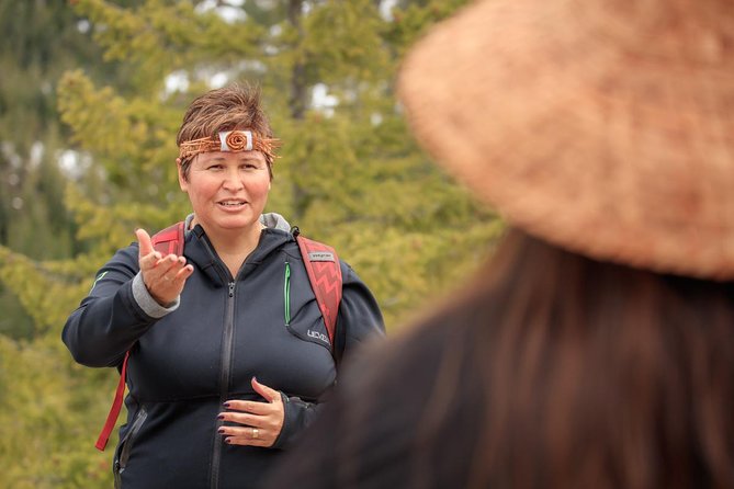 Talking Trees: Stanley Park Indigenous Walking Tour Led by a First Nations Guide - The guides make the experience personal