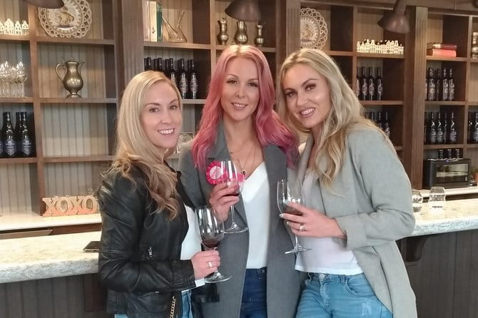 The Fraser Valley Winery Tour - Township 7 and a more traditional winery visit