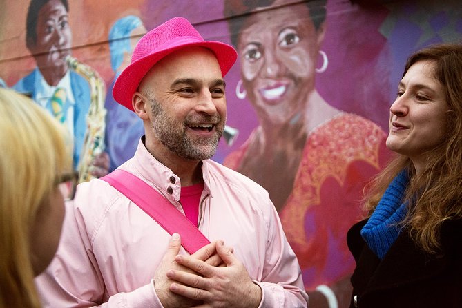The Really Gay History Tour in Vancouver, Canada - Meeting the guide at 930 Burrard Street