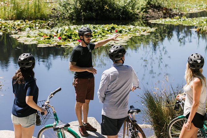 The Stanley Park Bicycle Tour by Cycle City Tours - Brockton Point totem poles and the park’s layered past