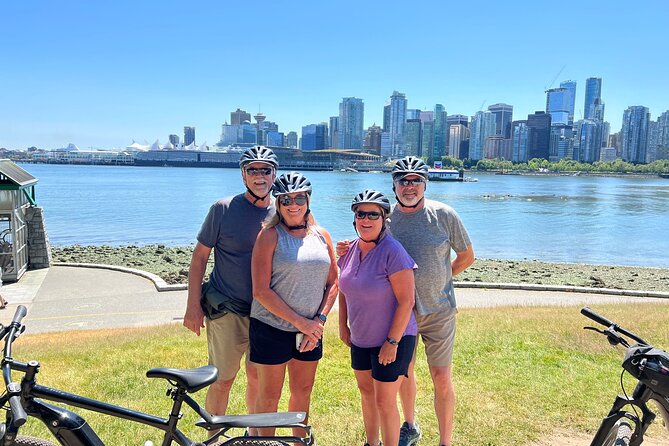 The Ultimate Stanley Park E-Bike Tour - What the guide adds to the ride