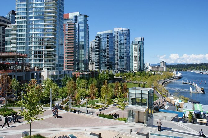 Vancouver 1-Day city tour - Canada Place provides the longest pause