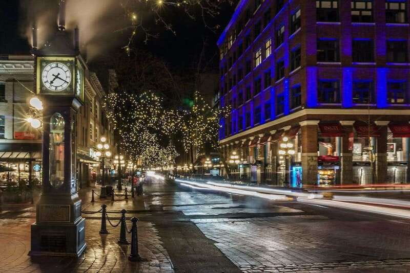 Vancouver: Attractions by Twilight Guided Tour with Dinner - Why This Evening Works So Well