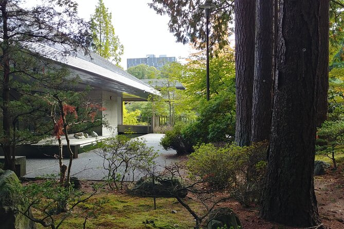 Vancouver Botanical Gardens & Museum Private Explorer - VanDusen Botanical Garden: two hours among plants from around the world