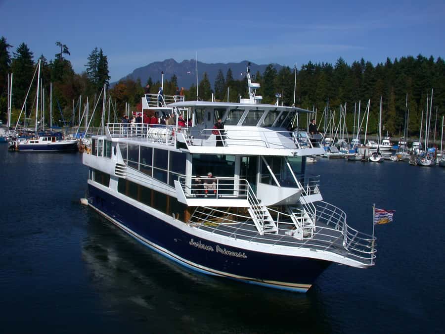 Vancouver Brunch Cruise - The top deck is where the scenery opens up