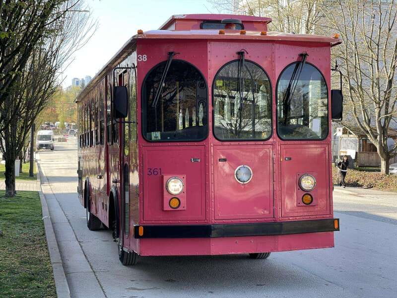 Vancouver Christmas Lights Karaoke Trolley Tour - English Bay, Robson Street, and Gastown by trolley
