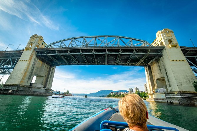 Vancouver City and Seal Colony Scenic Boat Tour - Vancouver Harbour and Stanley Park from the water
