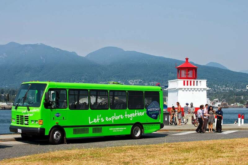 Vancouver: City + Lookout Tour & Option to Add YVR Drop-Off - Stanley Park’s rainforest and totem poles
