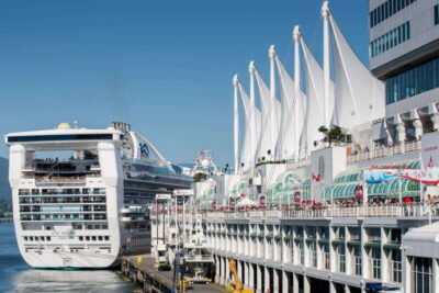 City + Lookout Tour & Option to Add YVR Drop-Off