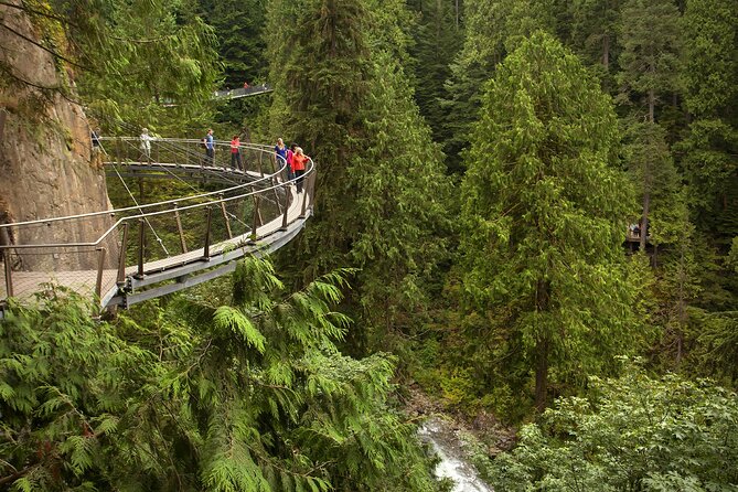 Vancouver City Sightseeing Tour: Capilano Suspension Bridge & Vancouver Lookout - Vancouver Lookout and the 40-second glass elevator